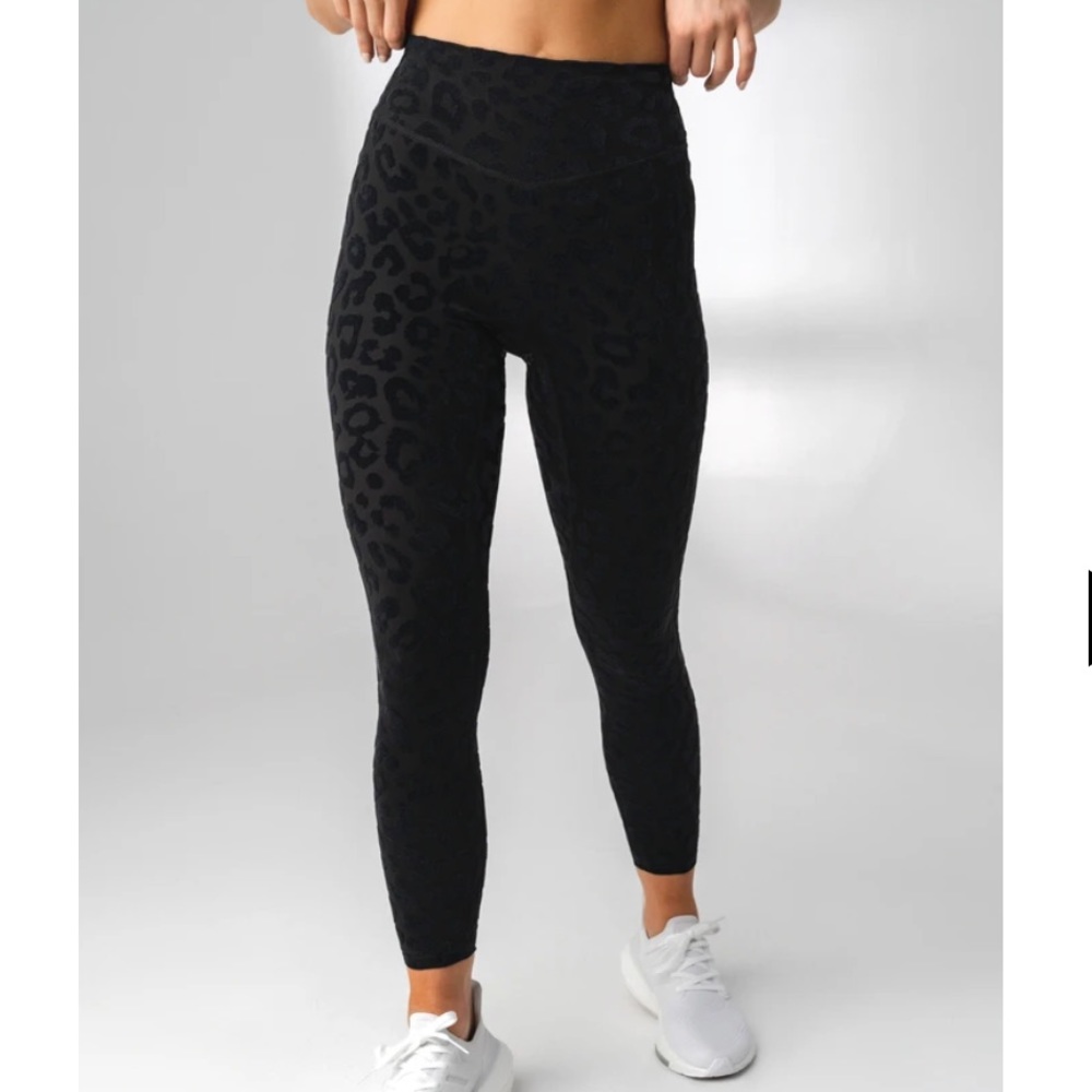 Vitality Balance Athletica Lux Pant Black Leopard Legging Size Medium